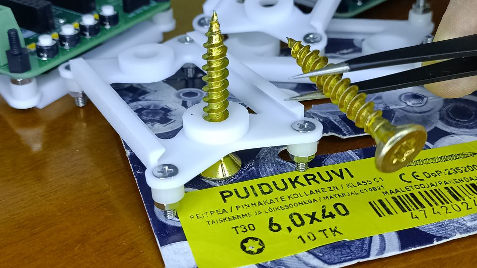 Laiendusplaadi kronstein DIN liistule